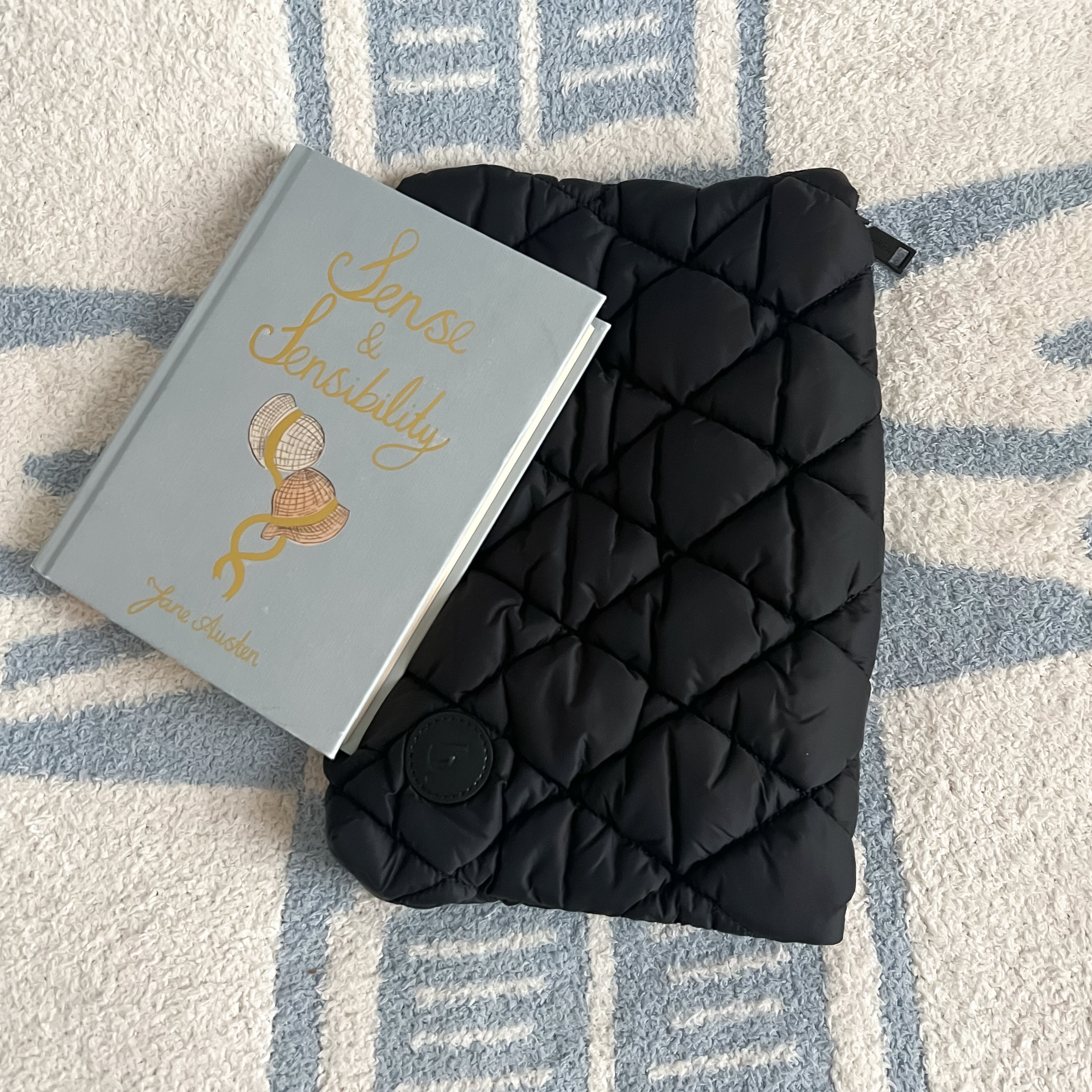 The Reader's Pouch