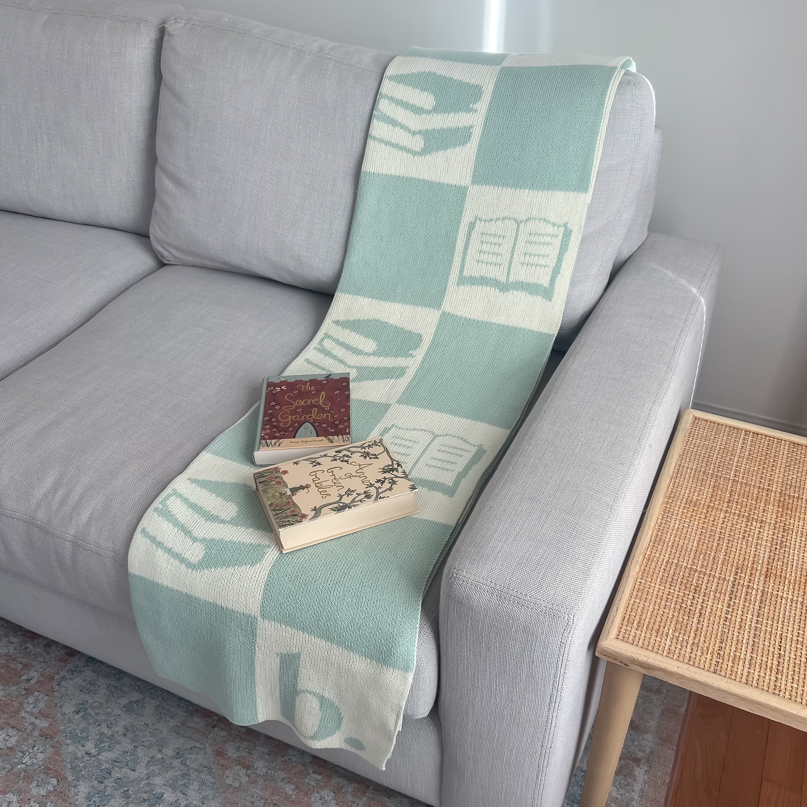 The Reader's Throw - 100% Cotton