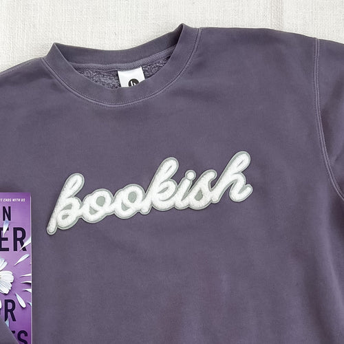 Bookish. Patch Sweatshirt - Plum