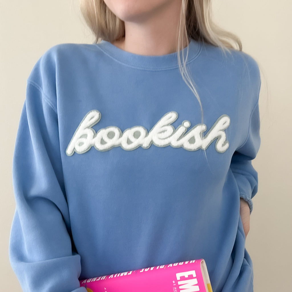 Bookish Patch Sweatshirt - Light Blue