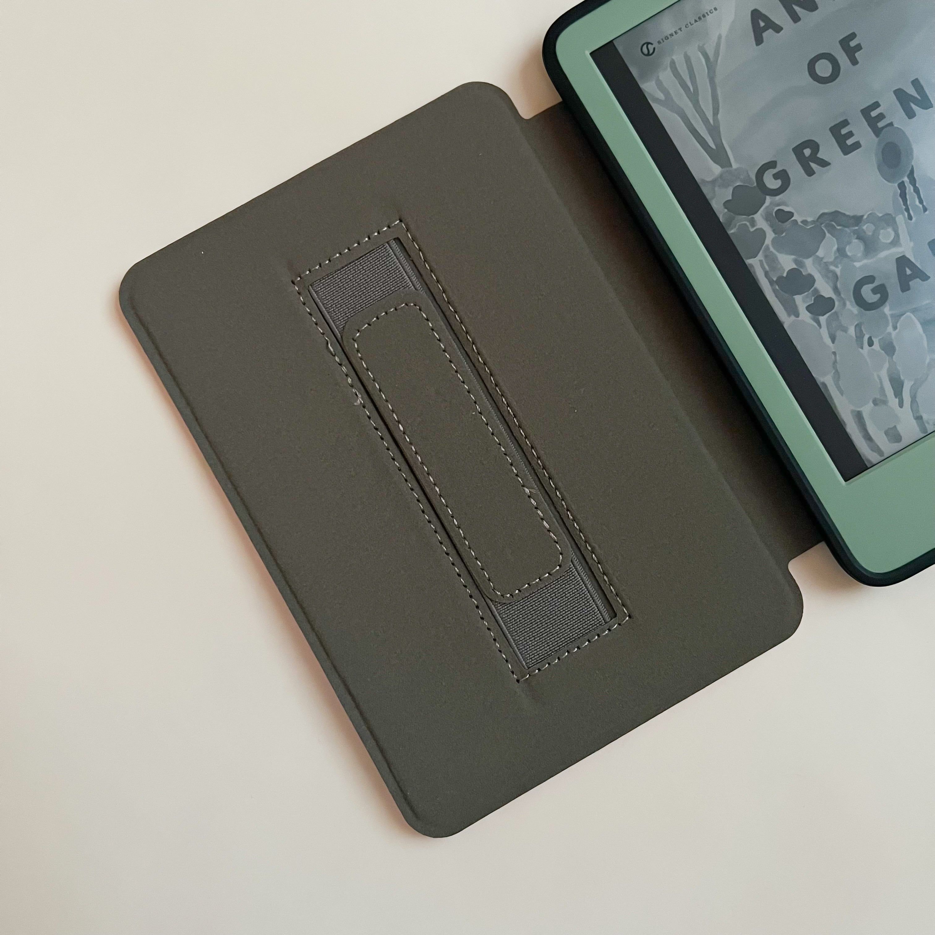 Bookish Duckling Kindle Case