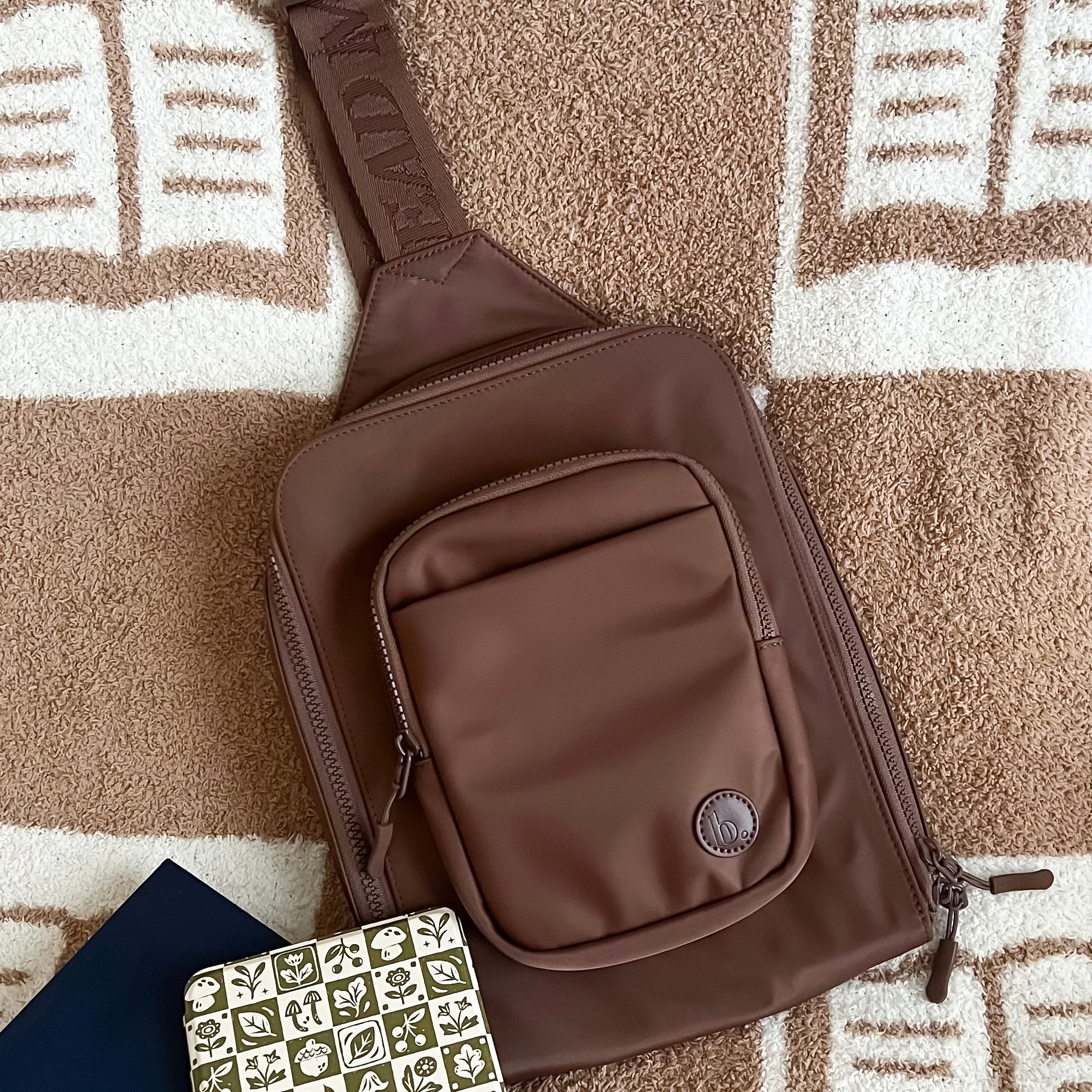 The Reader's Crossbody - Chocolate