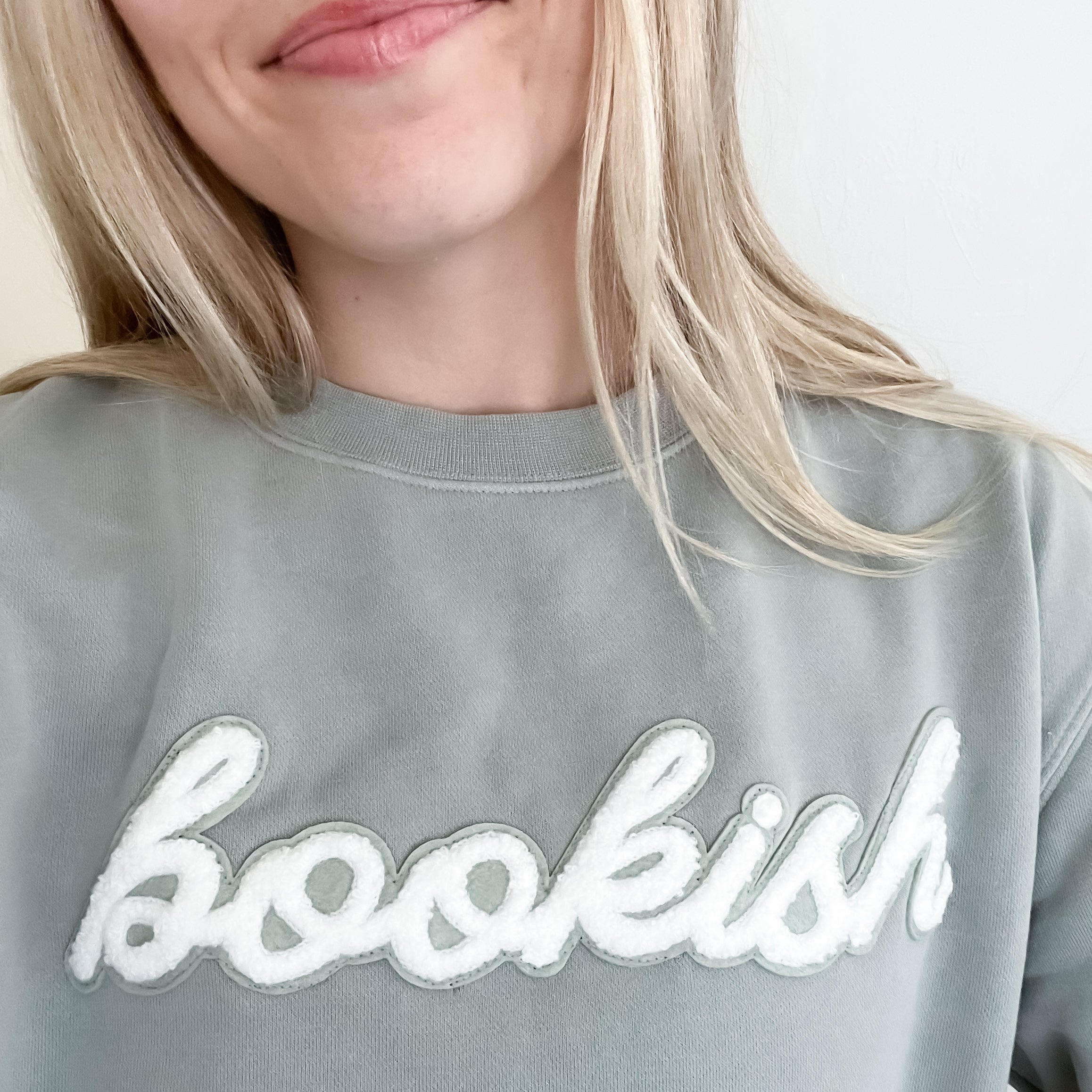 Bookish. Patch Sweatshirt - Sage