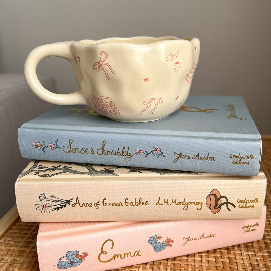 Bows and Books Mug