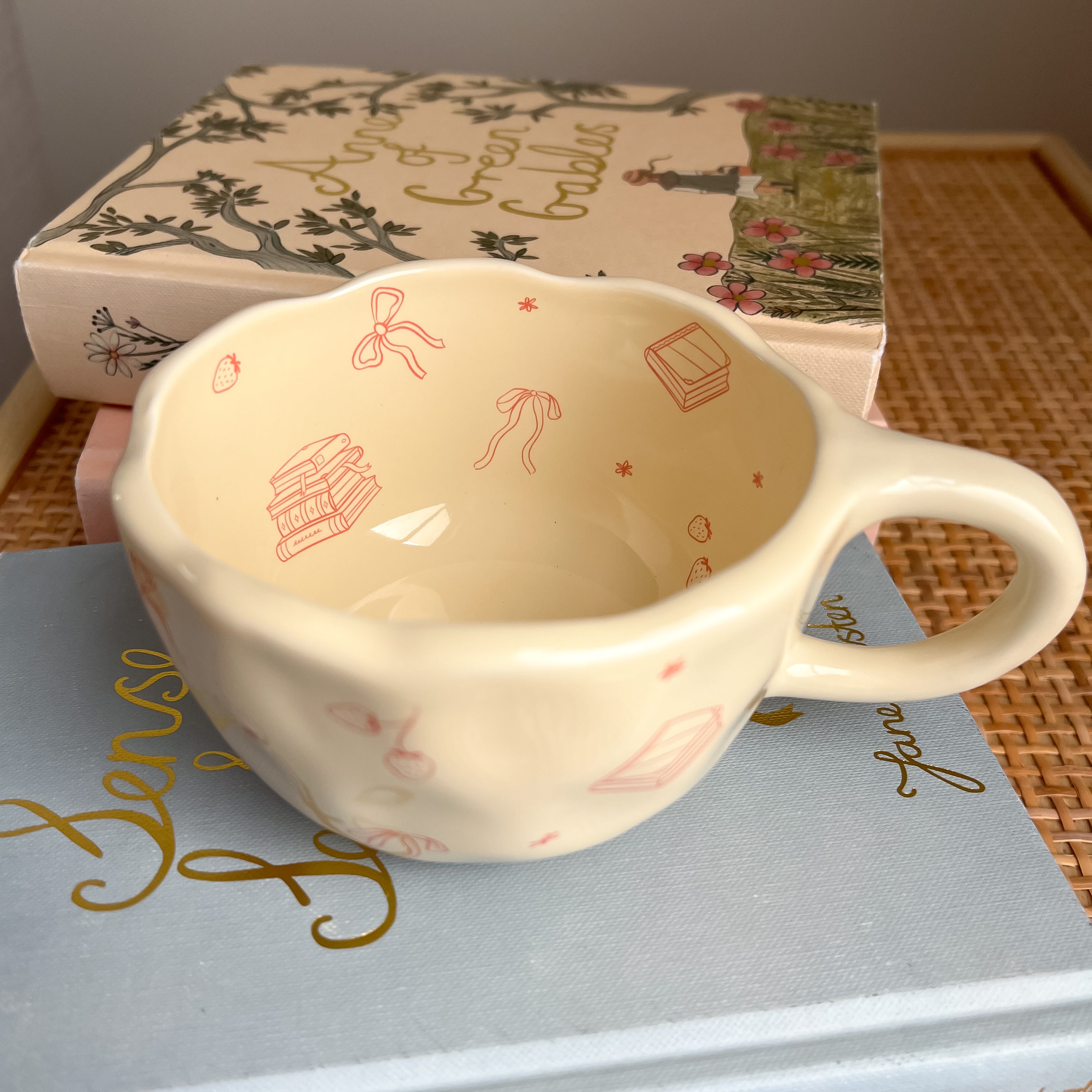 Bows and Books Mug